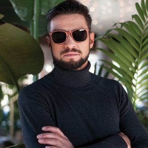 Ventus Sonnenbrille aus Holz Model